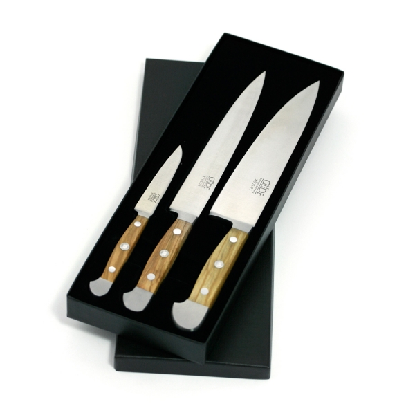 The GÜDE ALPHA OLIVE 3 piece Knife Set 3-X000