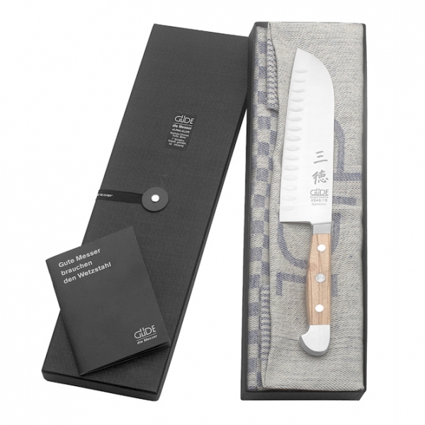 The GÜDE ALPHA OLIVE Large Santoku Granton Edge 18cm 195g Gift Set